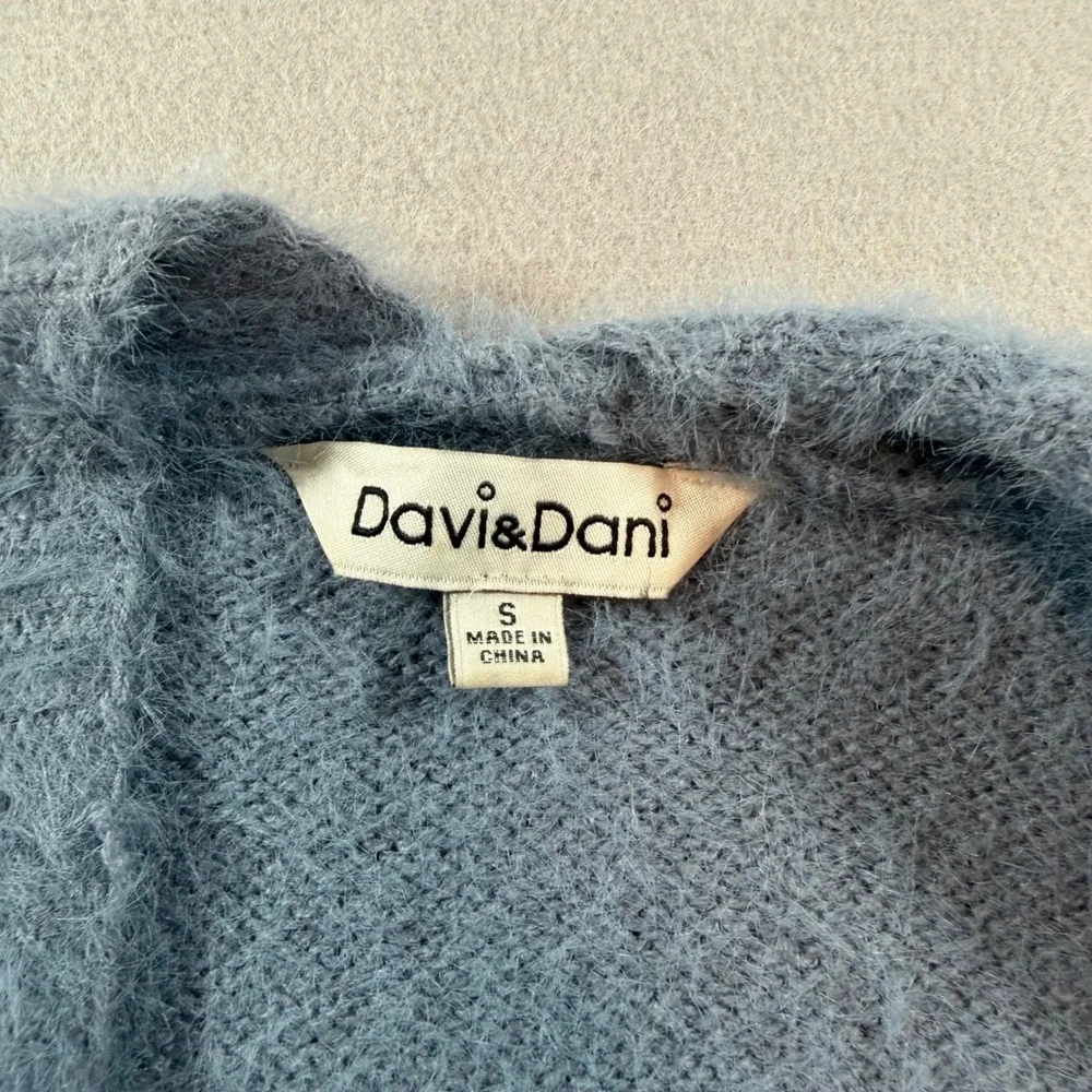 Davi & Dani‎ Dusty Blue Fuzzy Eyelash Knit Open Front Cardigan with Pockets